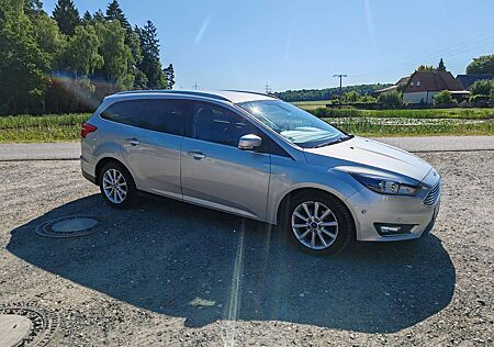 Ford Focus Turnier Diesel Turnier 1.5 TDCi DPF Start-St
