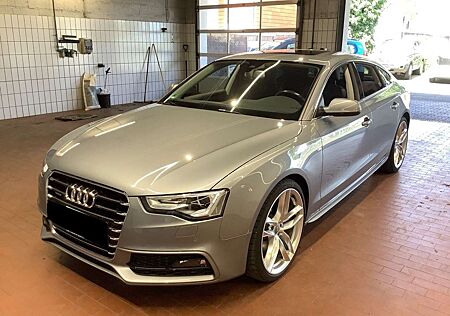 Audi A5 Sportback 3.0TDI S-Line *TOP Ausstattung*