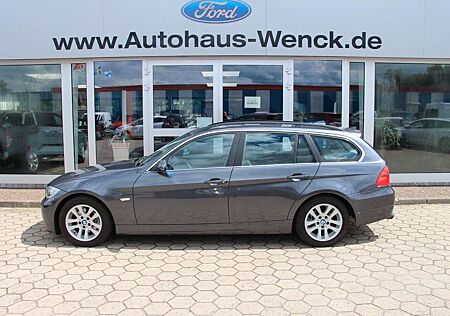 BMW 325 i*AUTOMATIK*LEDER*PANORAMA*XENON*HU NEU*