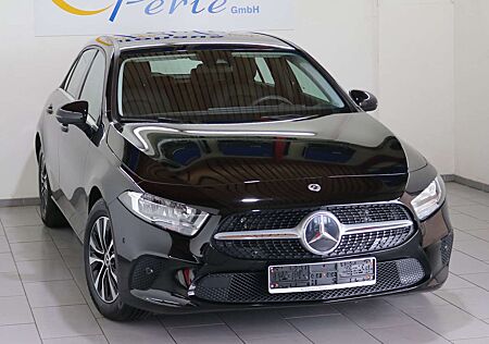 Mercedes-Benz A 180 D 8G-DCT STYLE"NAVIGATION"WIDESCREEN"SPUR"DAB"SHZG