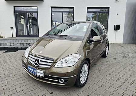 Mercedes-Benz A 180 CDI Elegance XENON NAVI AHK AUS 1.HAND