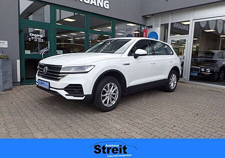 VW Touareg Volkswagen Basis 4Motion 3.0 V6 TDI AHK-klappbar Navi LED Kur