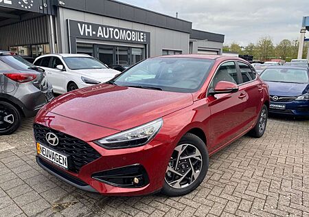 Hyundai i30 Fastback*NAVI&PDCvo&hi&KAMERA*LED SW*WINTERP*S-Key
