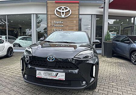 Toyota Yaris Cross Hybrid 1.5 VVT-i Team Deutschland Winter Paket, LE