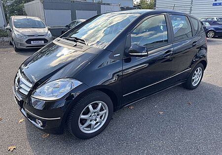 Mercedes-Benz A 180 . TÜV Neue