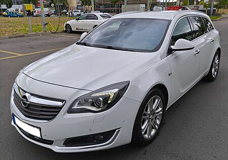 Opel Insignia Sports Tourer Diesel 2.0 CDTI - Voll