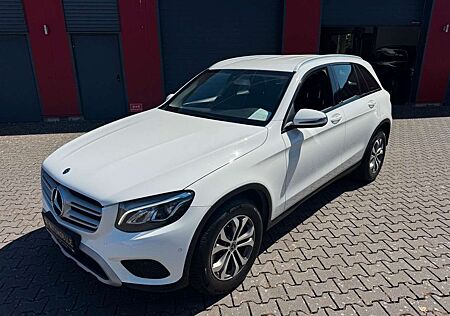 Mercedes-Benz GLC 220 d 4Matic LED Navi Park-Pilot