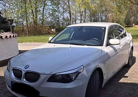 BMW 730 530i