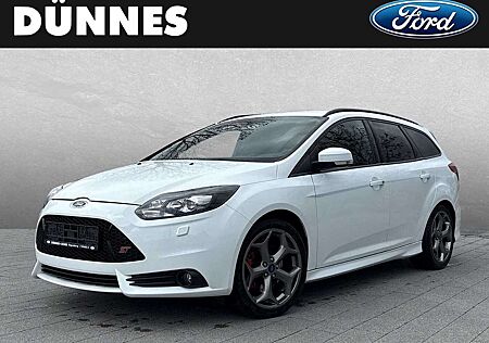 Ford Focus Turnier ST 2.0 EcoBoost Leder-Exclusiv-Paket