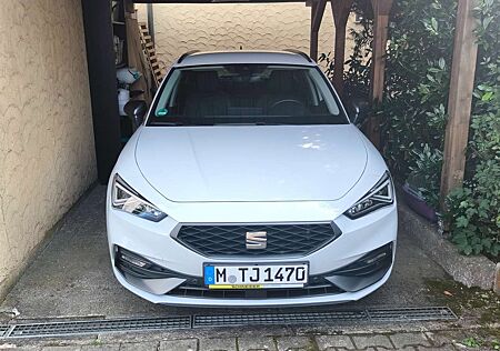 Seat Leon ST FR 1.5 eTSI DSG Mega Ausstattung