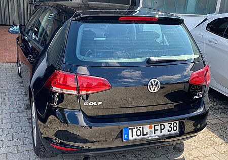 VW Golf Volkswagen VII 1.6 TDI BlueMotion *CUP EDITION*