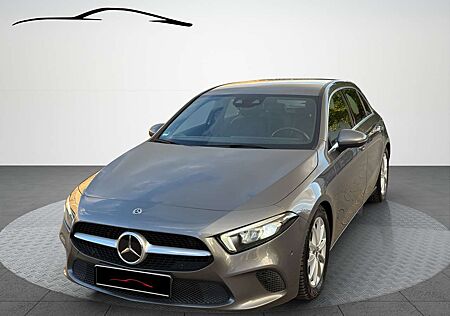 Mercedes-Benz A 220 / AUTOMATIK / KAMERA / NAVI / LEDER