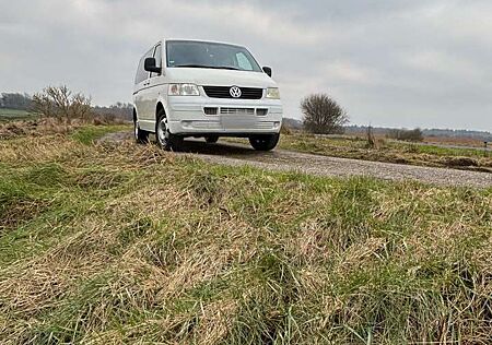 VW T5 Caravelle Volkswagen Kurz Trendline