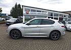 Alfa Romeo Stelvio 2.2 Diesel 16V AT8 Q4 Veloce viele Extras