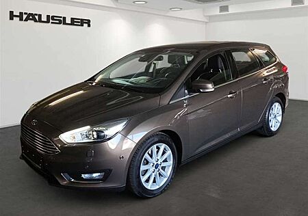 Ford Focus 1.5 Automatik Leder Navi Abstandstempomat