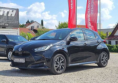 Toyota Yaris Hybrid 1.5 VVT-i Team Deutschland
