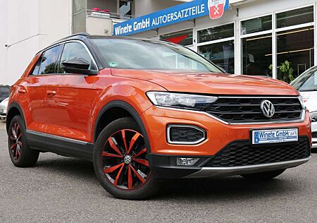 VW T-Roc Volkswagen Style 1.6*2HAND*NAVI*SHZ*PDC*KAMERA*PANO*8FachBere