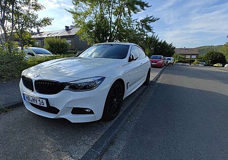 BMW 330 i M Sport VB