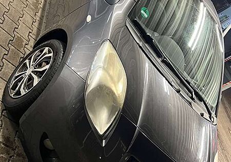 Toyota Yaris 1.3 VVT-i Executive