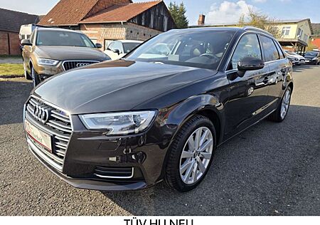 Audi A3 Sportback design-Xenon-Navi-Alcantara-150 PS