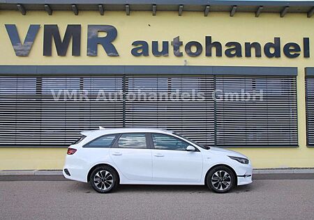 Kia XCeed Ceed SW / cee'd SW 1.5 T-GDi Automatik *Navi*