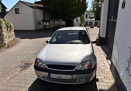 Ford Fiesta Futura 2