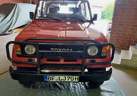 Toyota Land Cruiser Turbo LJ 70