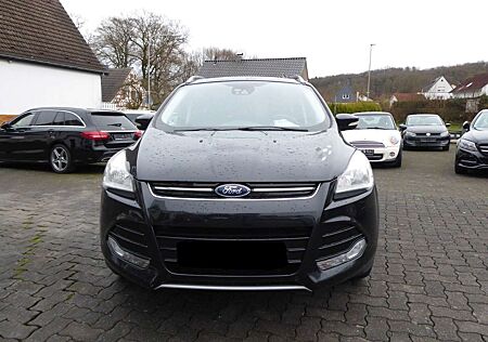 Ford Kuga 2,0 TDCi 4x4 103kW Titanium