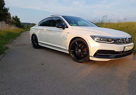 VW Passat Volkswagen 2.0 TDI SCR (176kw) 3 R-line