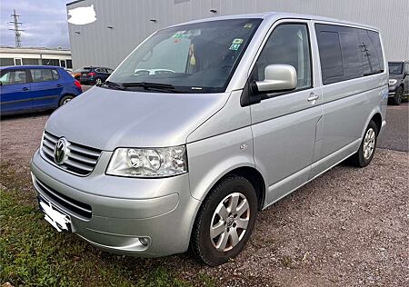 VW T5 Multivan Volkswagen Multivan Highline