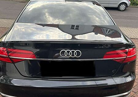 Audi A8 Diesel 3.0 TDI DPF clean diesel quattro tiptron