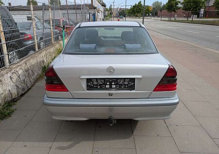 Mercedes-Benz C 200 Esprit