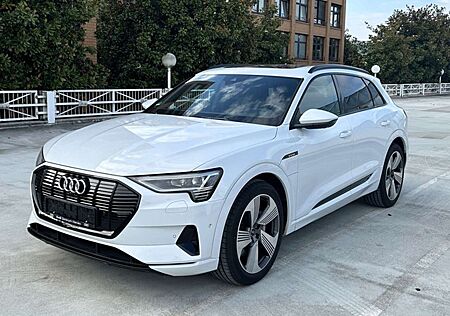 Audi e-tron 55 quattro advanced