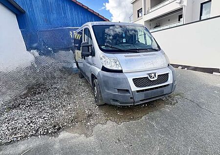 Peugeot Boxer HDi 335 L3