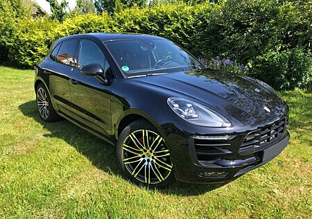 Porsche Macan GTS PDK