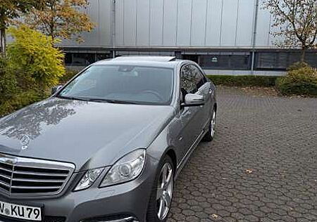 Mercedes-Benz E 350 CDI 4Matic (212.093)