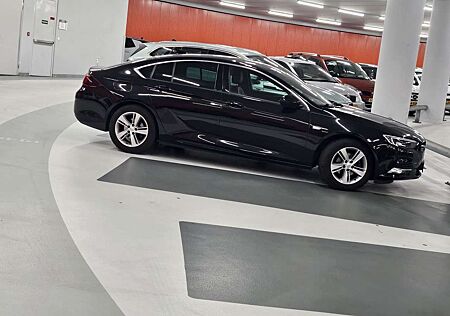 Opel Insignia Grand Sp 1.5 ECOTEC Direct InjectionTurbo Business