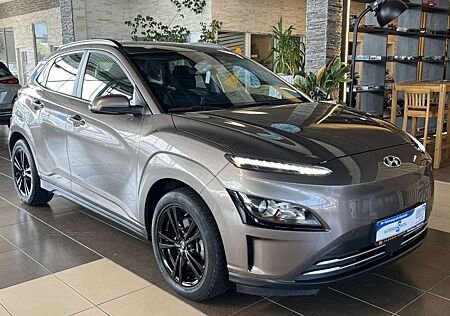 Hyundai Kona Select dig.Cockpit ACC R.Cam PDC SHZ DAB+