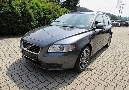 Volvo V50 2.0 D DPF Autom. Summum 'Leder/Navi/Xenon'