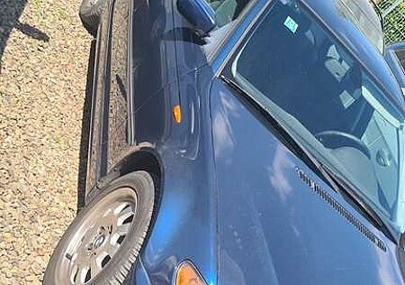 BMW 318 i