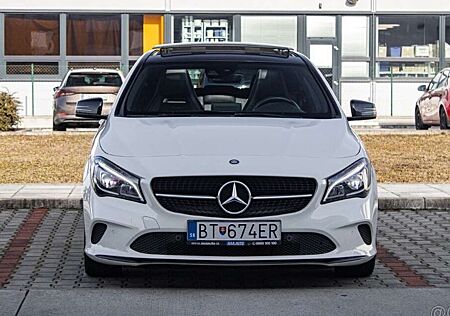 Mercedes-Benz CLA 200 CLA Shooting Brake 200 7G-DCT Peak Edition