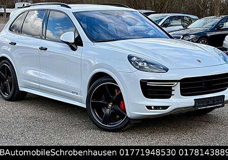 Porsche Cayenne GTS