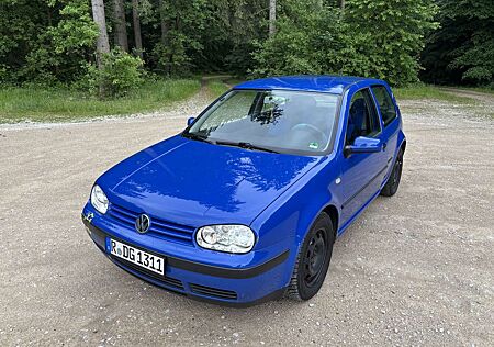 VW Golf Volkswagen 1.6