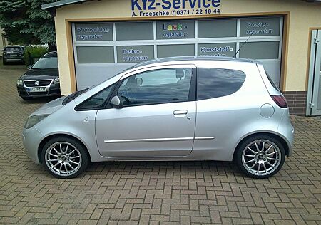 Mitsubishi Colt 1.3 Young Edition TÜV Neu Nur 50469 Kilometerr