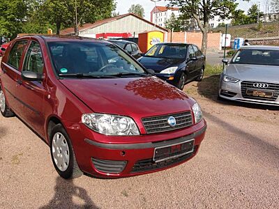 Fiat Punto 1.2 8V*97TKm*el Fensteheber*USB*8xBereift