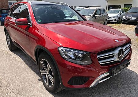 Mercedes-Benz GLC 220 4 Matic, Allrad, Pano, Abstandsregeltempo, AMG