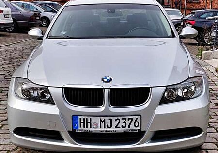 BMW 320d 320 DPF Aut.