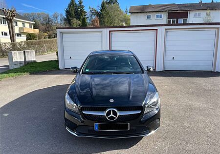 Mercedes-Benz CLA 220 CLA Shooting Brake 220 d 4Matic 7G-DCT Peak Editio
