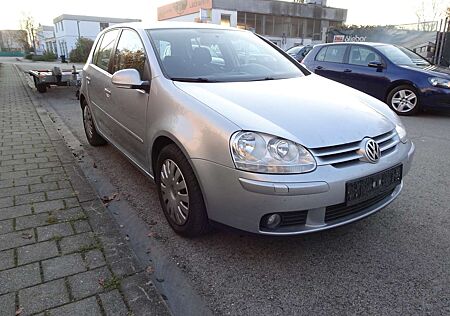 VW Golf Volkswagen Tour-Tempo-PDC-Klima-Tüv 11/27-1,6L-ELF-FZR-USW