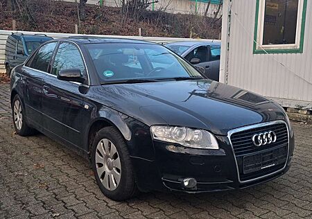 Audi A4 3.2 FSI,Nür Händler oder Export .